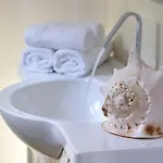 Xenia & Vendégház 4*
