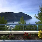 Xenia & Vendégház 4*