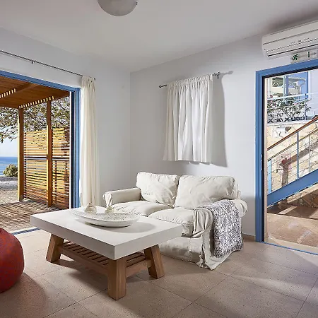 Casa de hóspedes Xenia & 4*