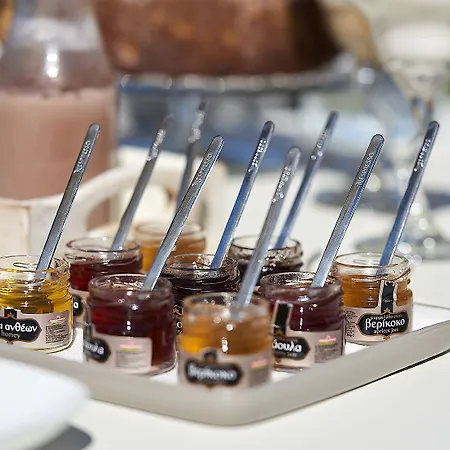 Xenia & Gasthuis Pilí